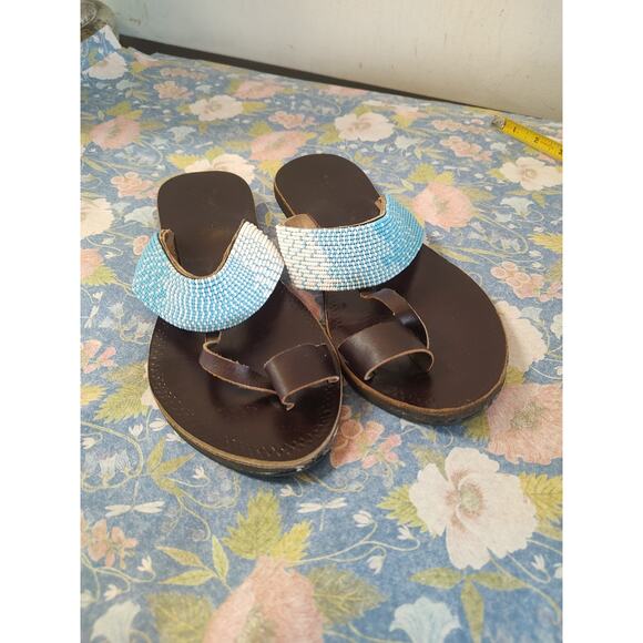 Anthropologie Seeded Hand Sewn Beaded Sandals Size 8 - Picture 2 of 12